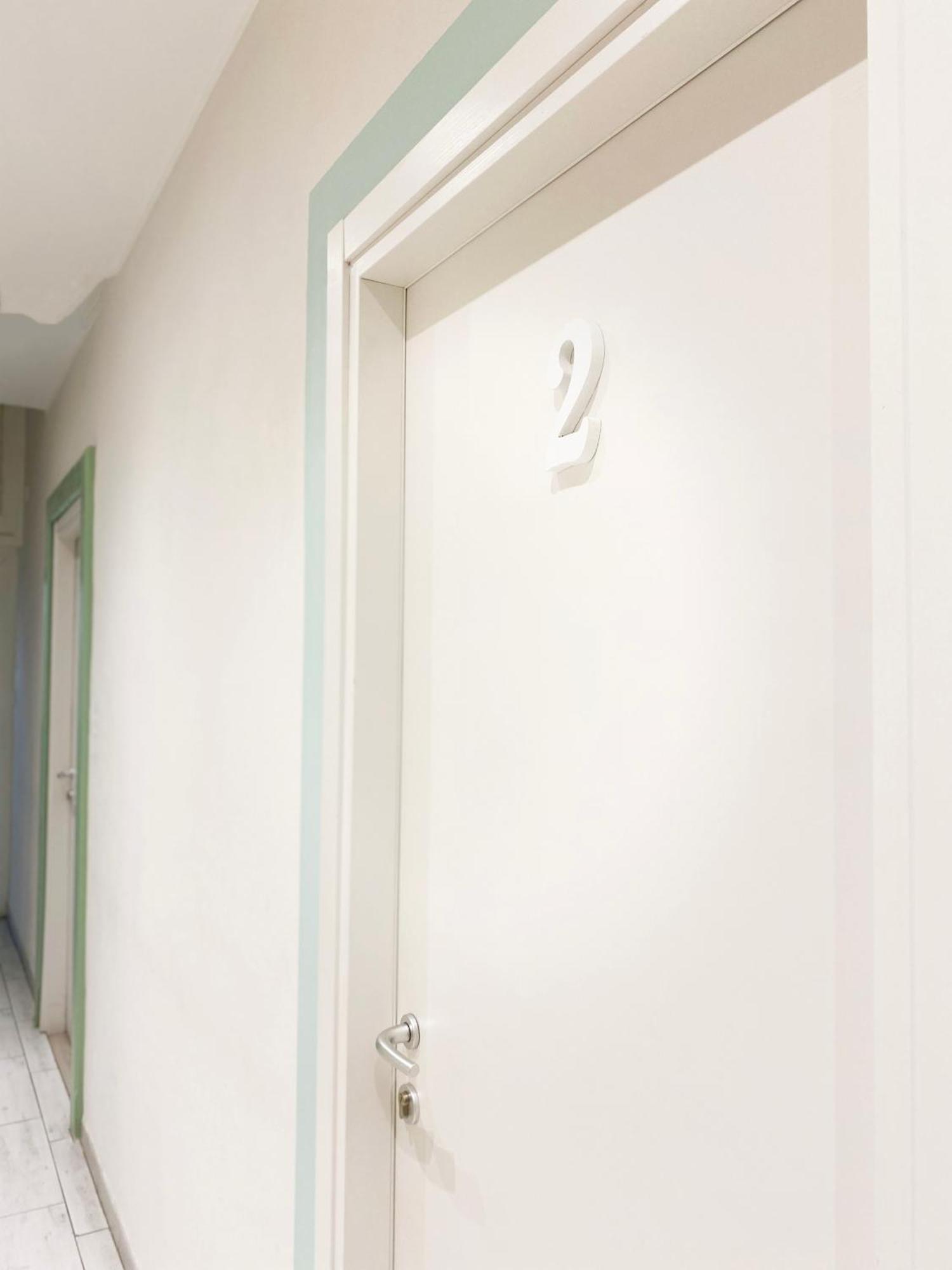 Easyrooms One ปาร์มา ภายนอก รูปภาพ